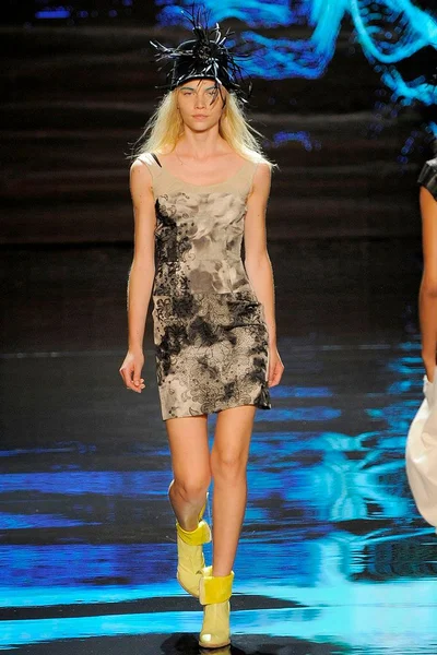 Look 53